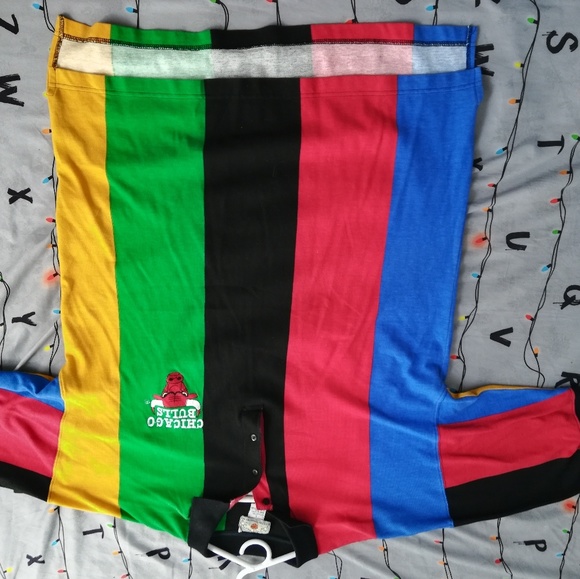 RARE Vintage 90s In the Paint Bulls polo sz L - Picture 3 of 3